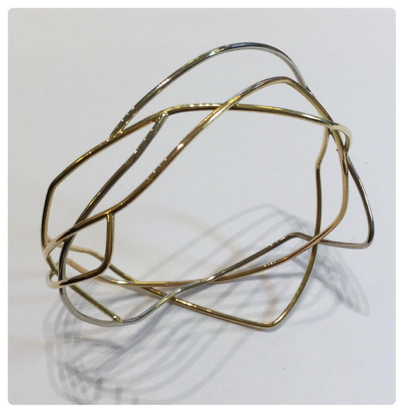 Wire bracelet